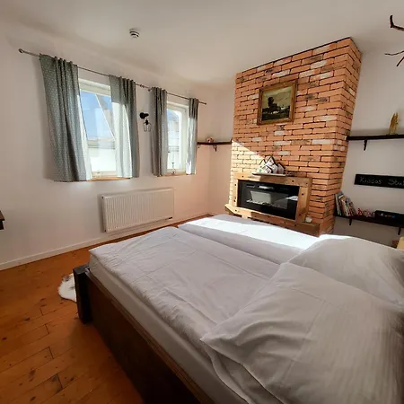 Dolny H11 Apartman Banská Štiavnica